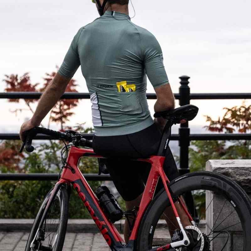 Energy Bar | Berries & Nuts